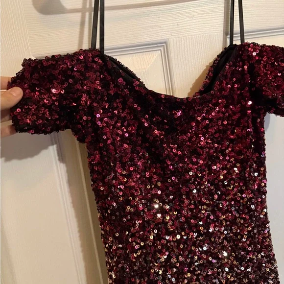 B. Smart Off Shoulder Burgundy and Gold Ombré Sequin Dress - Picture 3 of 8